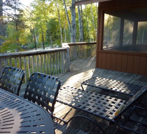 Ely MN Vacation Home Rentals-Sundeck Dining-River Point Resort-Birch Lake