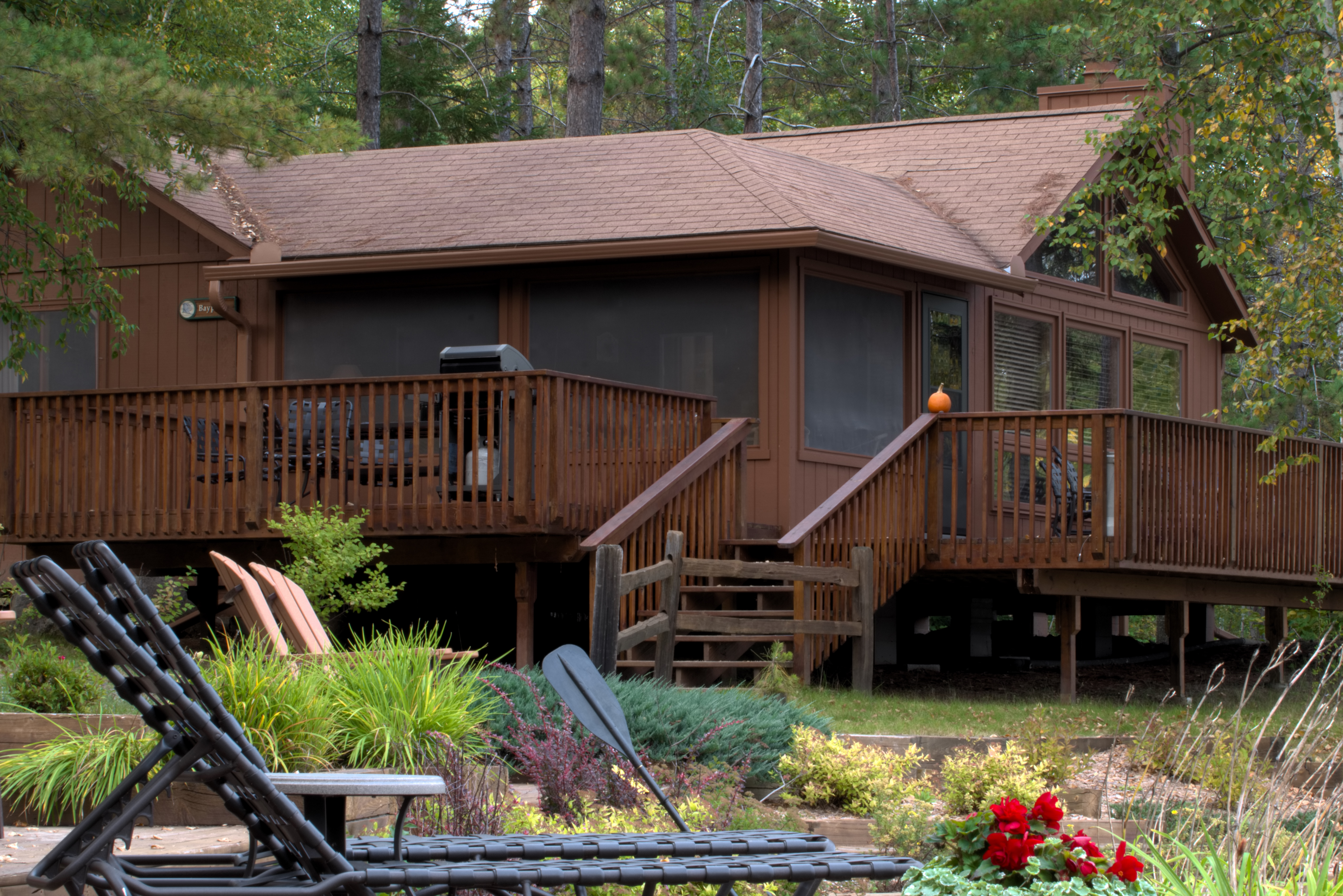 Minnesota Vacation Home Cabins-Ely Minnesota Cabins-Bayport Cabin Deck