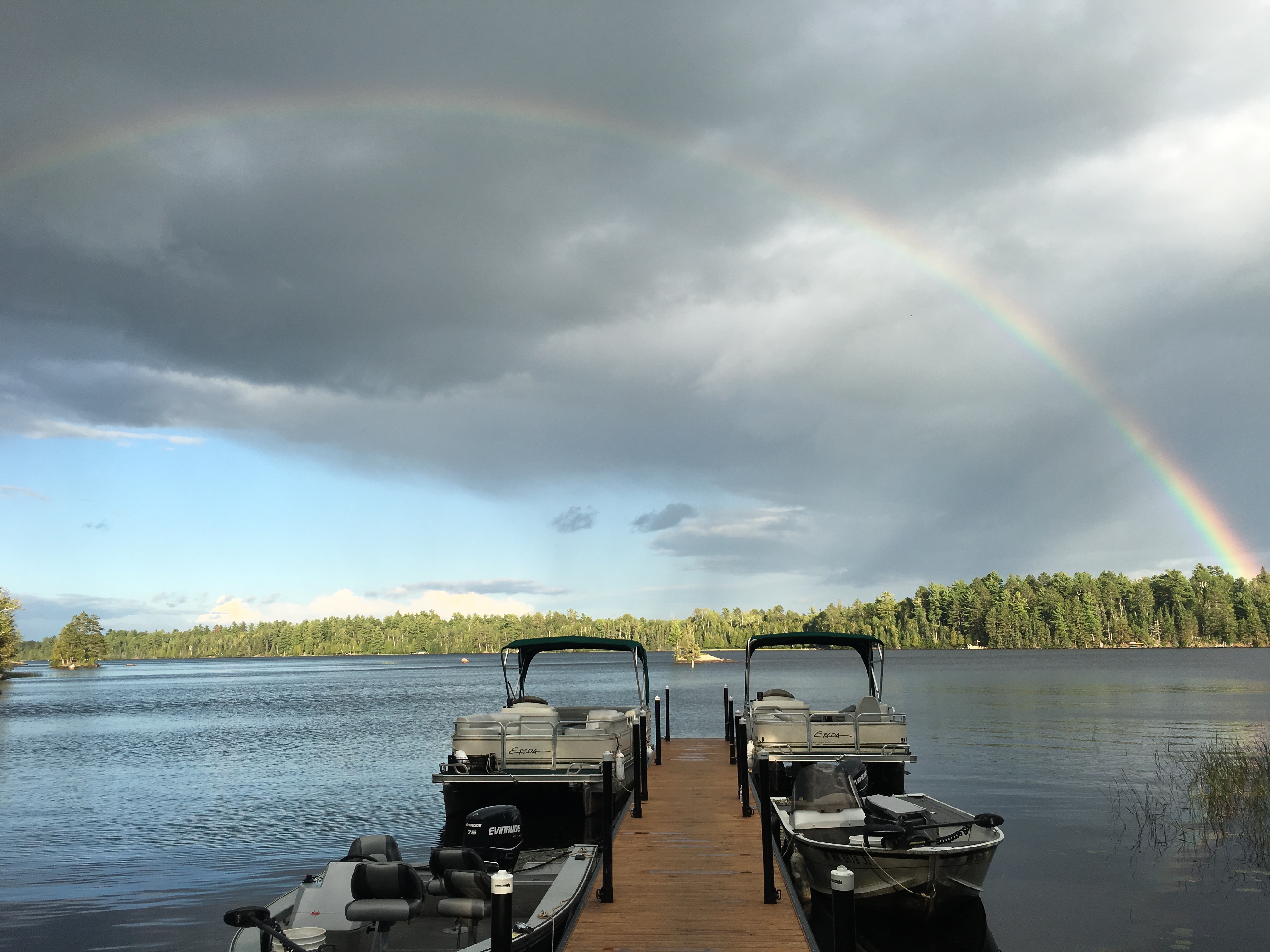 Marina Rentals and Amenities-Pontoon Boats-River Point Resort-Birch Lake-Ely MN